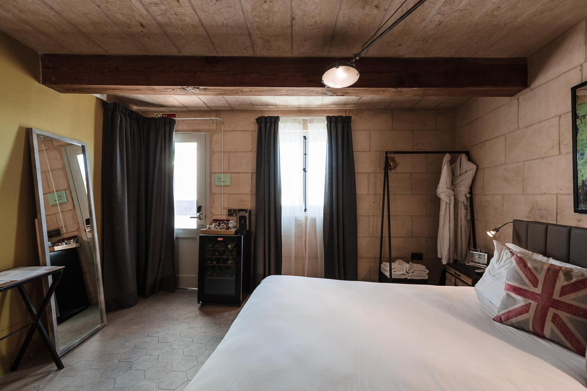 Talbot & Bons Bed & Breakfast Gudja Exteriör bild