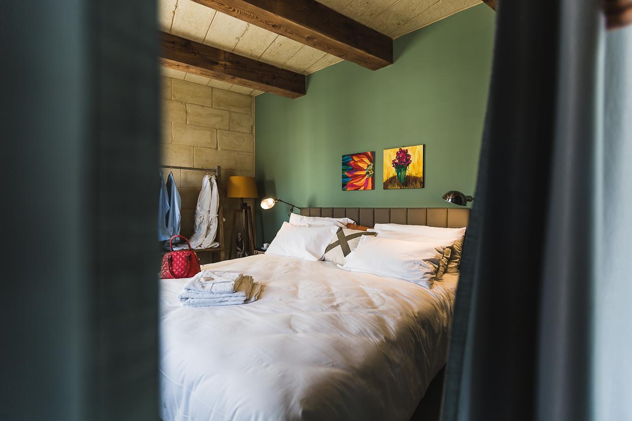 Talbot & Bons Bed & Breakfast Gudja Exteriör bild