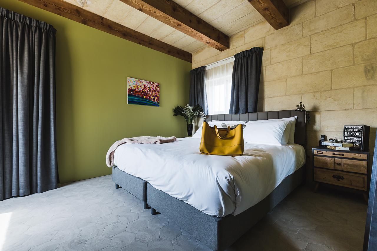 Talbot & Bons Bed & Breakfast Gudja Exteriör bild
