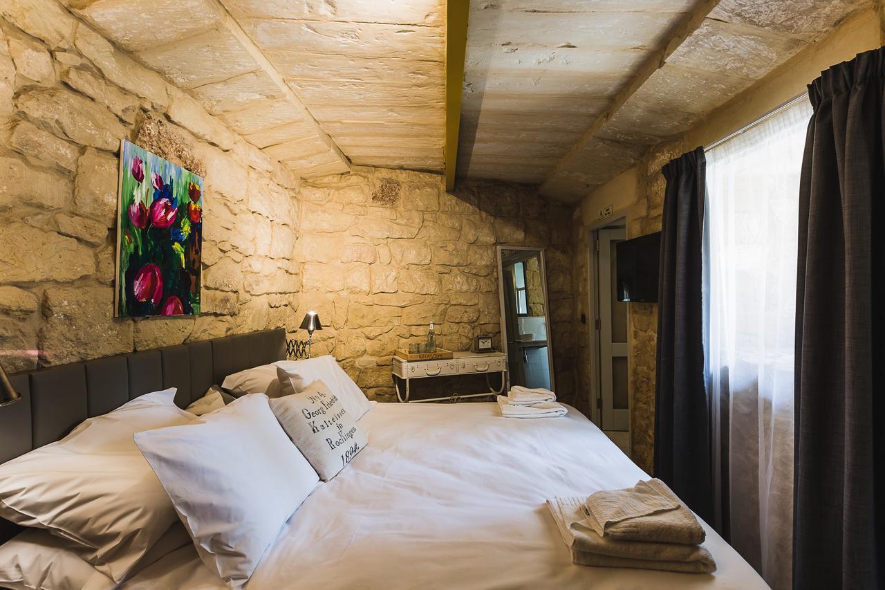 Talbot & Bons Bed & Breakfast Gudja Exteriör bild