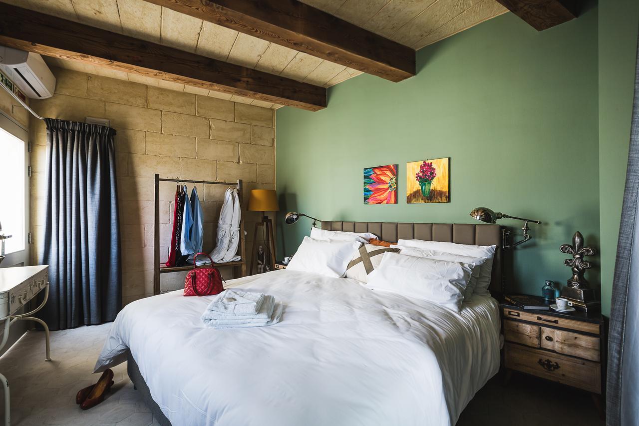 Talbot & Bons Bed & Breakfast Gudja Exteriör bild