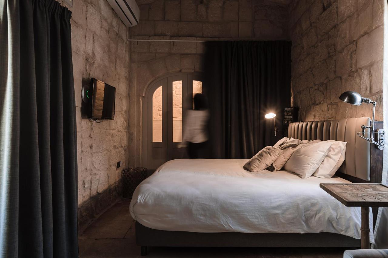 Talbot & Bons Bed & Breakfast Gudja Exteriör bild