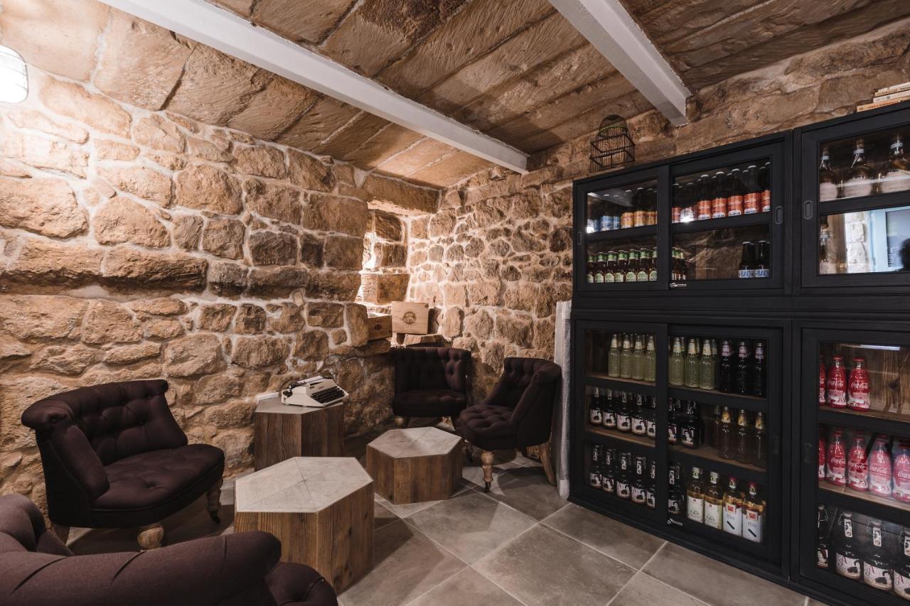 Talbot & Bons Bed & Breakfast Gudja Exteriör bild